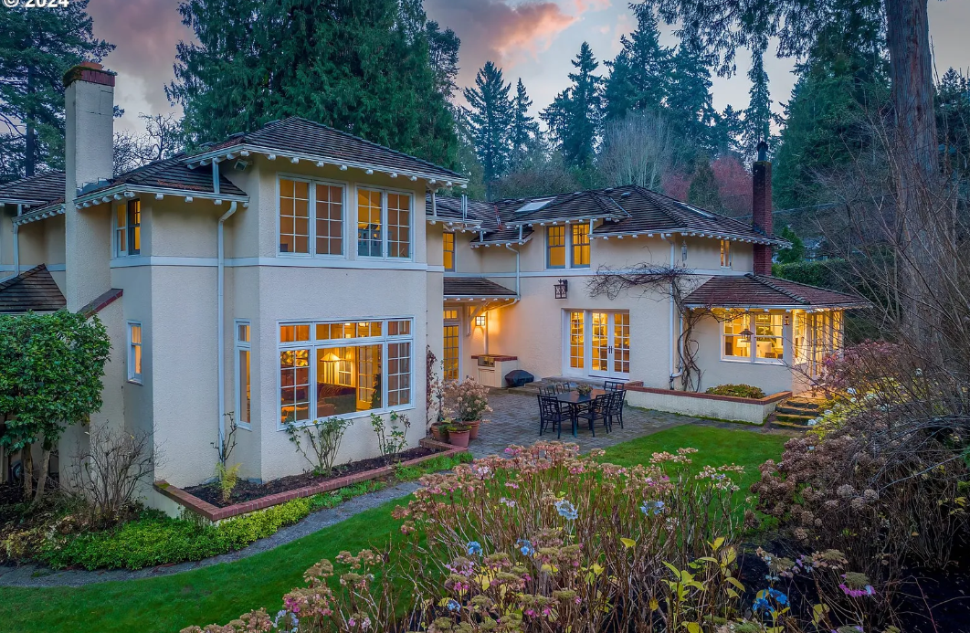 Serene Setting for Dunthorpe Home 